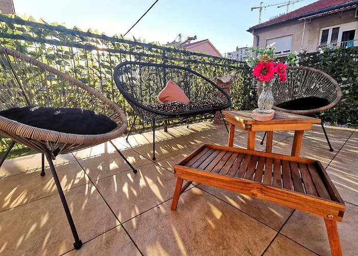 Colors شقة سبليت