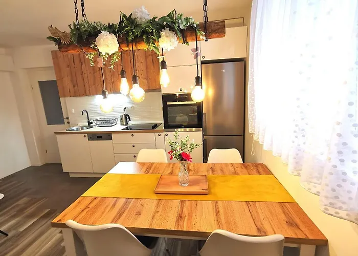 Colors شقة سبليت