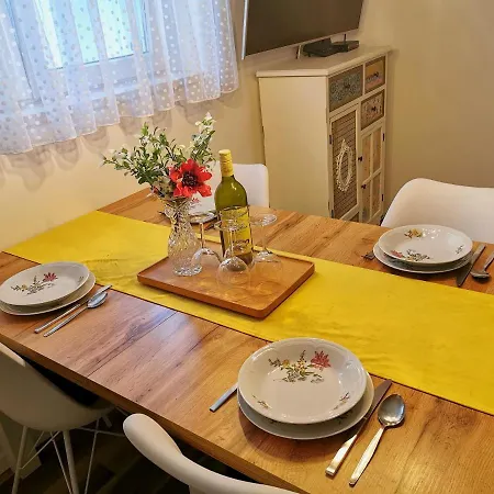 Colors Apartman *